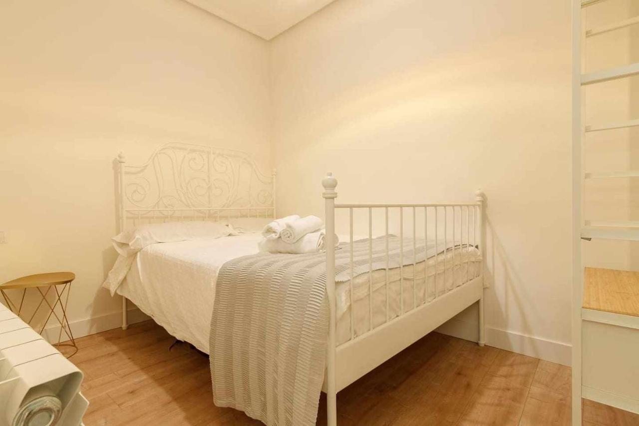 Vivienda Turistica Estilosa En La Zona Vieja Bilbao Exteriér fotografie